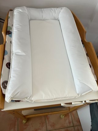 Mesa cambiador Geuther, 2 colchones y fundas