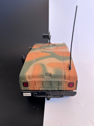 Hummer 1/18 Maisto