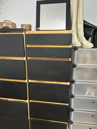 Cómoda Ikea Negra y Marrón