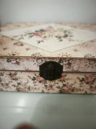 Caja Decorativa Vintage Floral