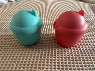 2 Bebés Llorones con Casita