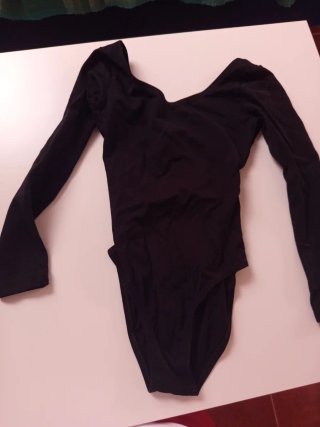 Mallots negros y tacones baile flamenco