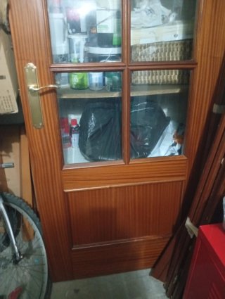 Puerta sapelly con cristal