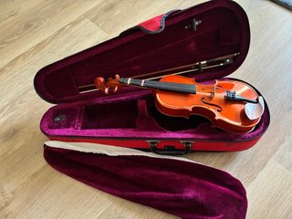 Violín 1/4 con funda y arco
