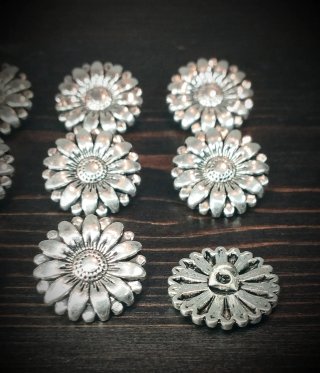 Lotto 9 Bottoni Metallo Argento Fiore Decorativi