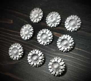 Lotto 9 Bottoni Metallo Argento Fiore Decorativi