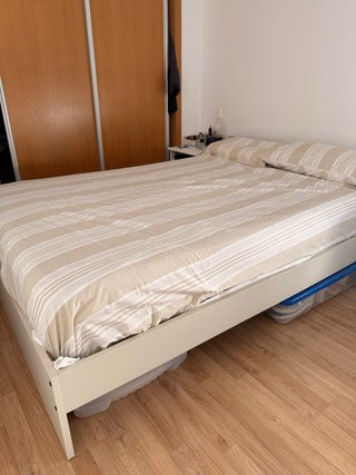 Estructura de cama + colchón