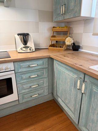 Cocina completa con electrodomésticos