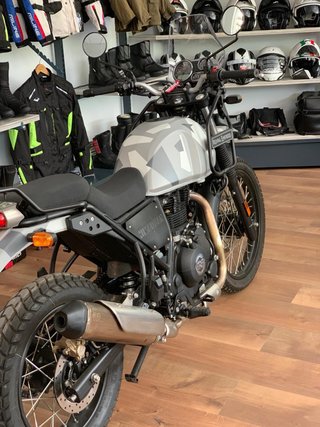 Royal Enfield Himalayan 411 Gris