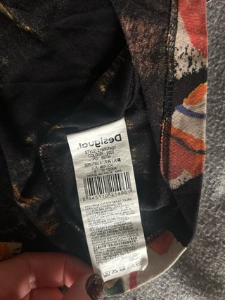 Camiseta Desigual Amor Talla M