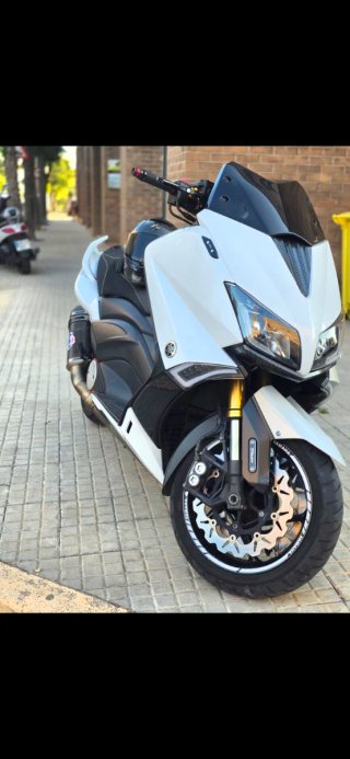 Yamaha T-max 530 Maxi Scooter
