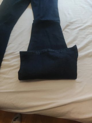 Pantalón vaquero mujer azul marino de campana