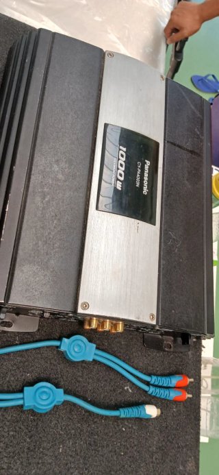 Subwoofer JBL y Etapa PANASONIC