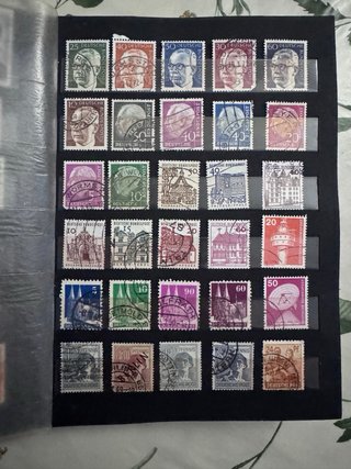 Álbum Sellos Antiguos Colección Mundo