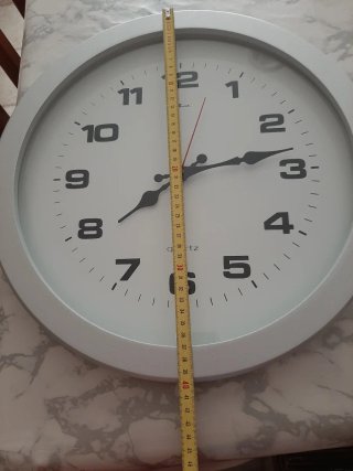 Reloj de pared redondo