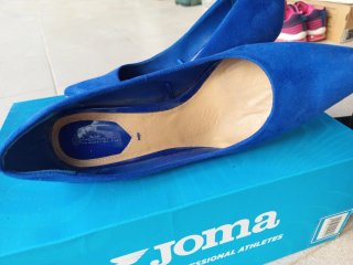 Zapatos de tacón azul
