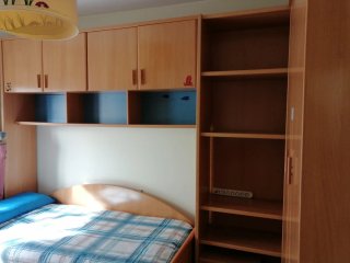 Habitación completa: cama y armario