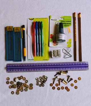 Lote Papelería y Flauta Dulce