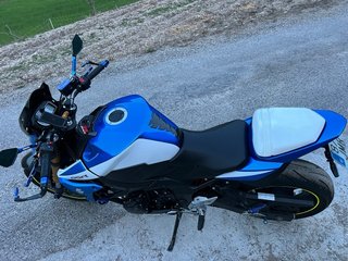 Suzuki GSR 750ABS
