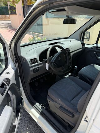 Ford Transit Connect 2005