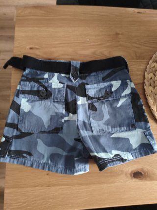 Shorts Bershka camuflaje azul Talla XXS