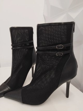 Botines negros tacón alto talla 38