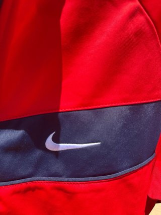 Chaqueta Nike Roja Niño Talla XL