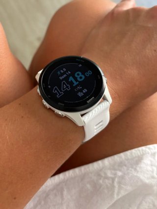 Garmin Forerunner 255 Music Blanco