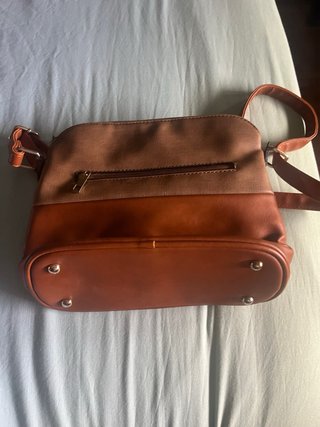 Bolso marrón de cuero