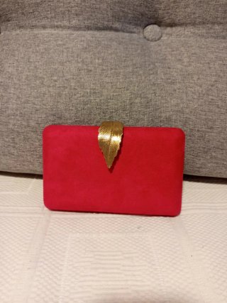 Sandalias y cartera fiesta rosa fucsia