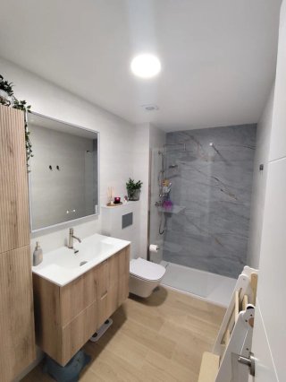 PARTICULAR VENDO PISO RECIEN REFORMADO