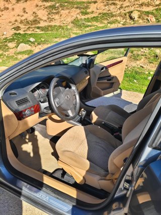 Opel Astra 2004