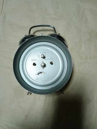 Despertador antiguo Kienzle