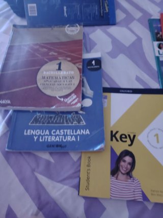 Vendo libros de 1 bachillerato