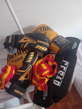 Guantes de boxeo Victory y Cesar