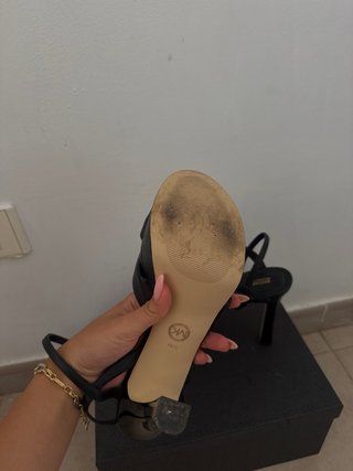 Tacones Michael Kors Negros