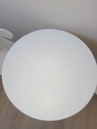 Mesa infantil con 2 sillas