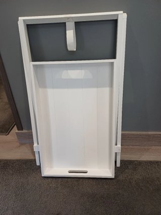 Mesa plegable con bandeja extraíble