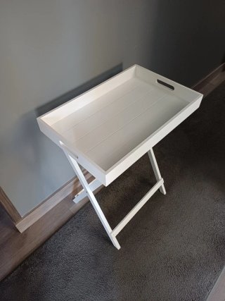 Mesa plegable con bandeja extraíble