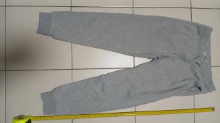 Pantaloni tuta grigi con laccetti