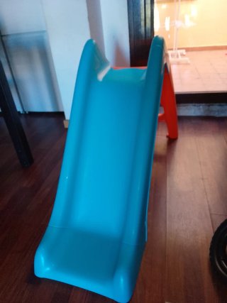 Tobogán Feber plegable. Entregas Madrid sur