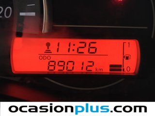 Nissan Micra 1.2G Acenta 59 kW (80 CV)