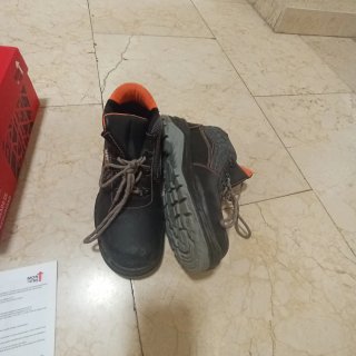 Calzado de seguridad MONTOFR Talla 39