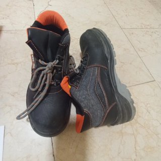 Calzado de seguridad MONTOFR Talla 39