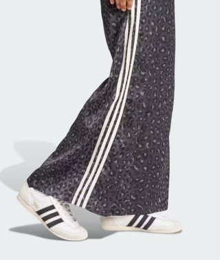 Pantalón Adidas Estampado Leopardo Gris