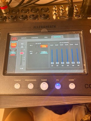 Allen&Heath CQ12 Mezclador Digital LEER anuncio