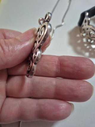 Lote de joyería plata: collar, pulsera y colgante