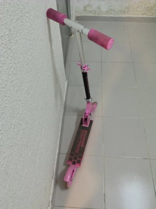 Patinete infantil rosa Decathlon