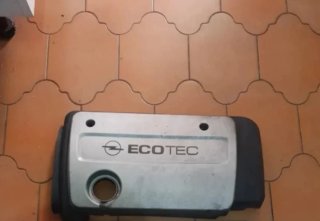 Tapa motor Opel 1.6 16v Ecotec