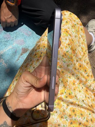 iPhone 17